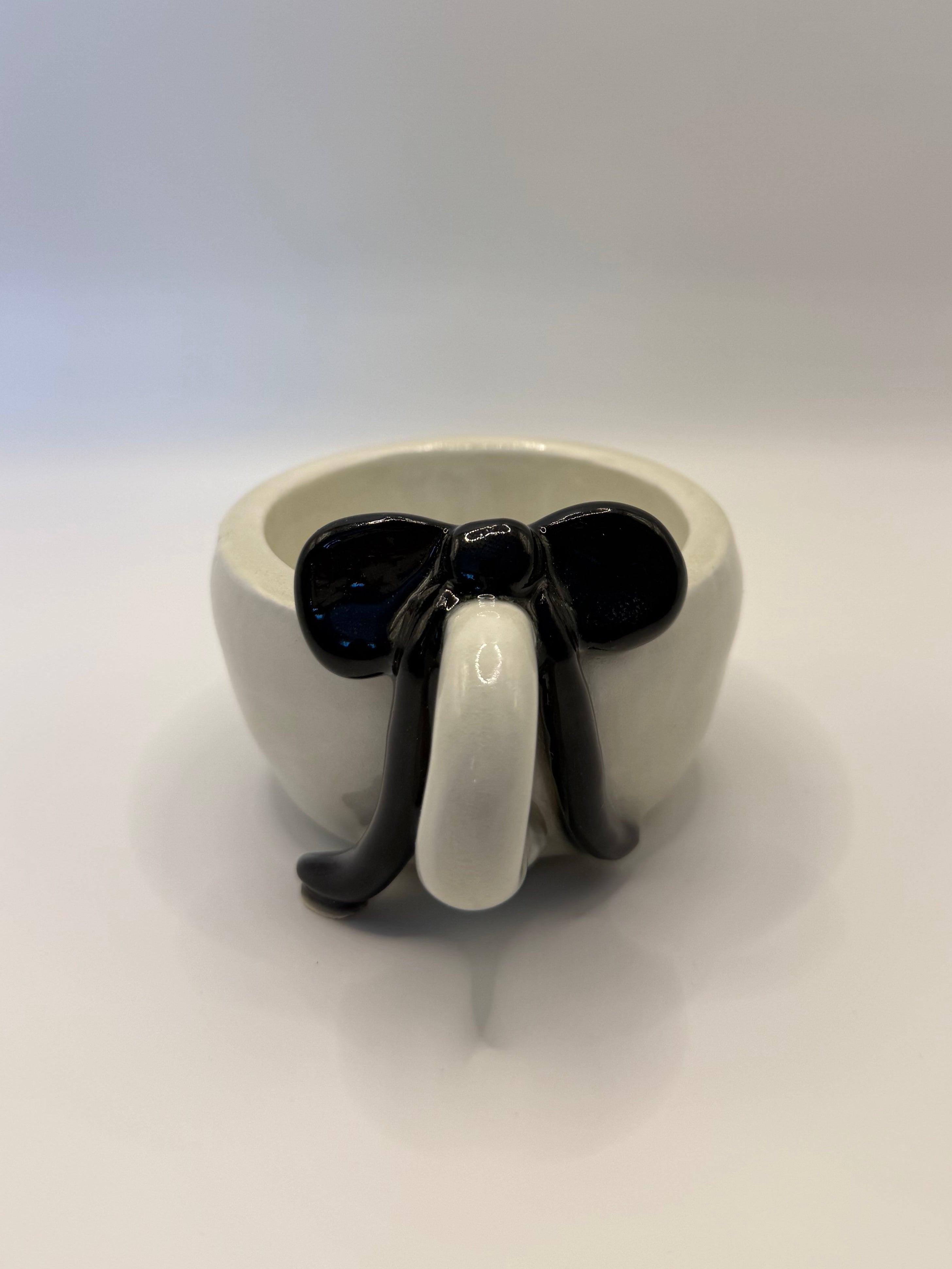 Mrs.Bow's Teacup
